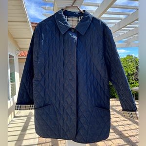 Authentic Women’s Burberry Quilted Jacket in Dark Blue, size Medium